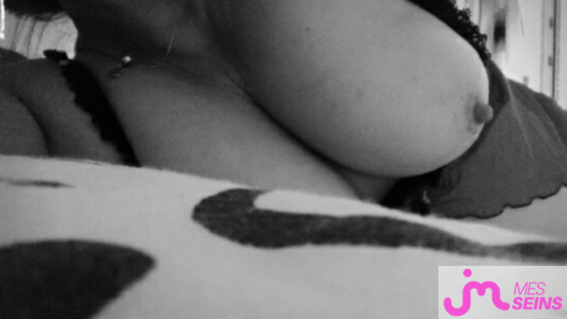 Les gros seins de Taramelle 