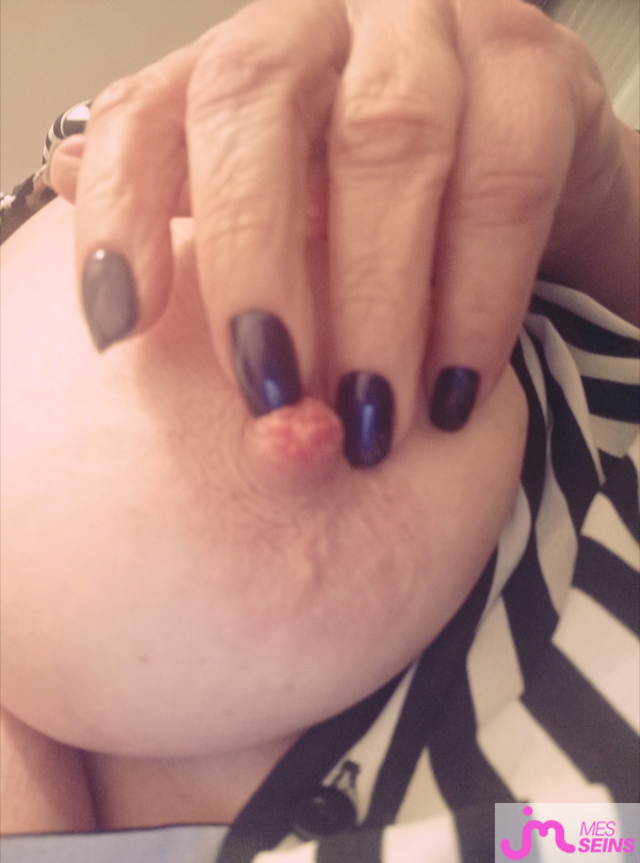 Les tr&egrave;s gros seins de Douceur et volupt&eacute;