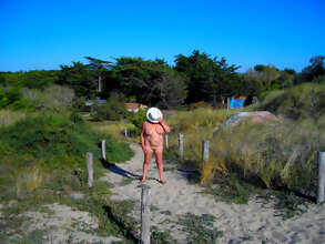 Photos de seins : Chapeau 2