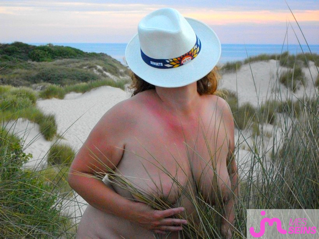 Les tr&egrave;s gros seins de Bololos