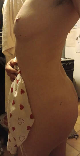 Photos de seins : Mes petits seins