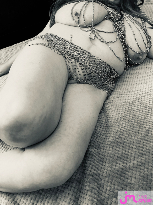 Les seins &eacute;normes de Choupie67