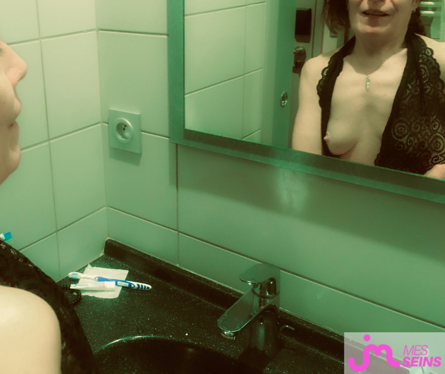 Les petits seins de LadyM Sensualit&eacute; 