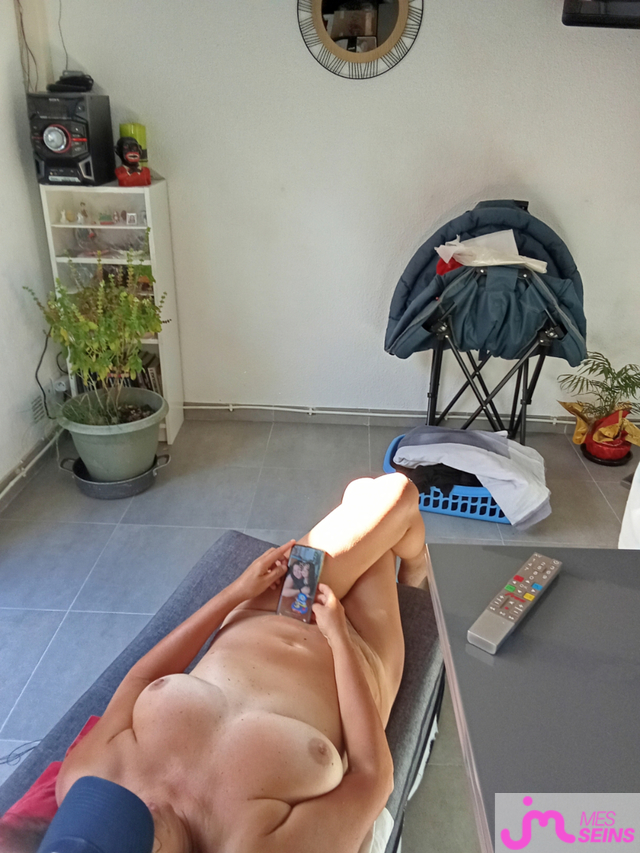 Les tr&egrave;s gros seins de brubru1963