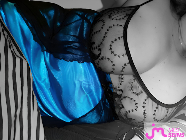 Photos de seins : Mes seins... Et un peu plus