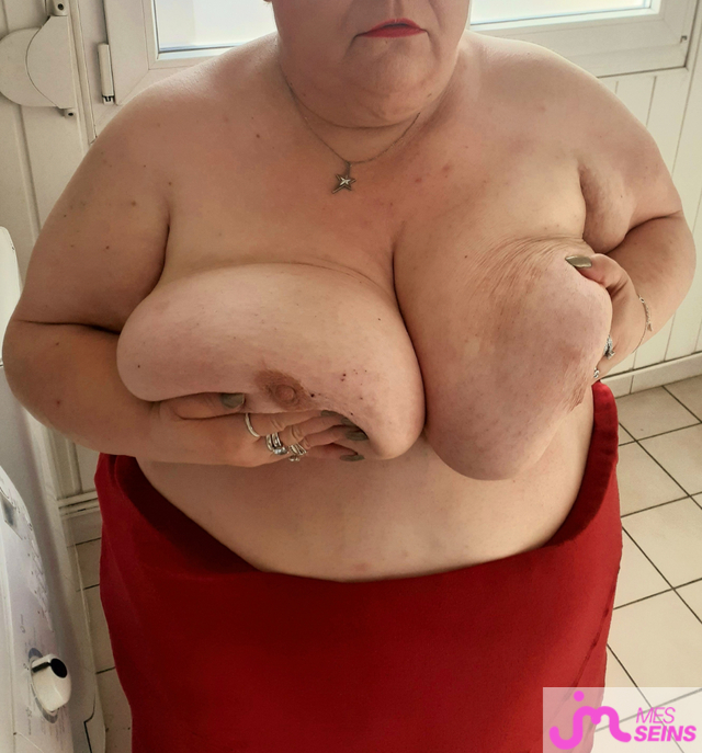 Les seins &eacute;normes de nounoute59