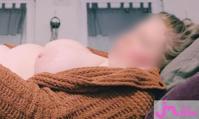 Les tr&egrave;s gros seins de Mercier67