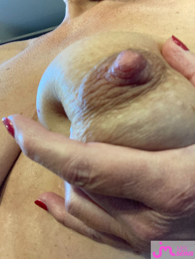 Les seins moyens de yseul06