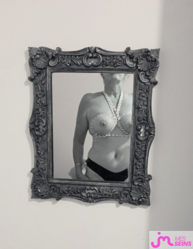Photos de seins : Sous l'emprise