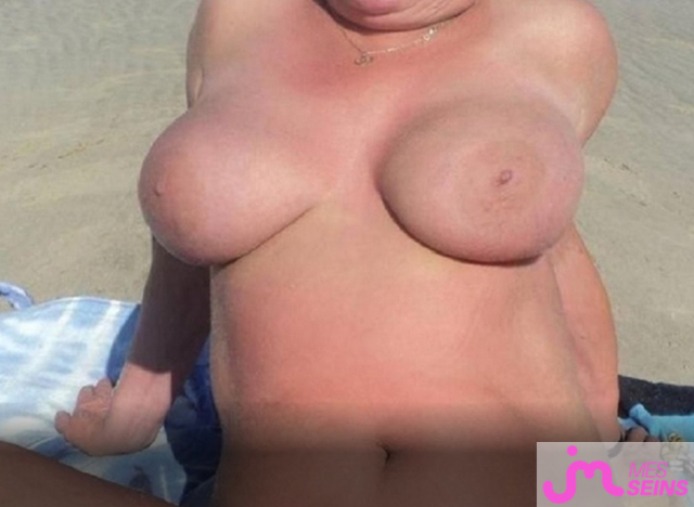 Les tr&egrave;s gros seins de Sabrinasab