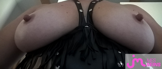 Les gros seins de Plaisir32p