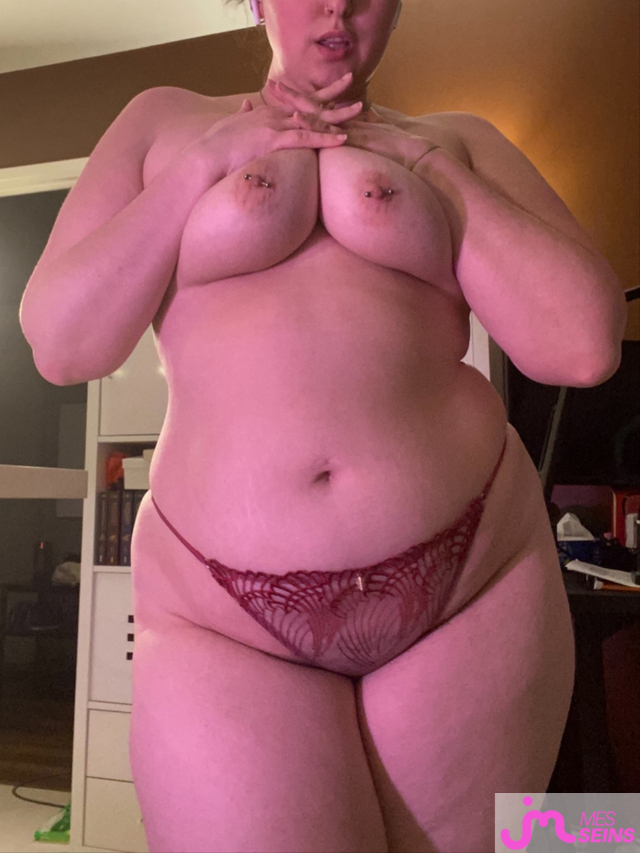 Photos de seins : Suite dernier album 