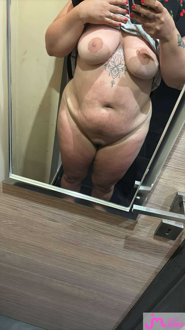 Les tr&egrave;s gros seins de User77