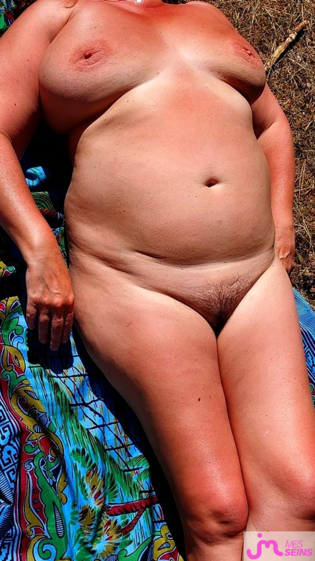Les tr&egrave;s gros seins de Bololos