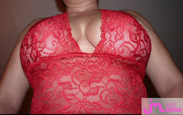 Les tr&egrave;s gros seins de sexyplaisir