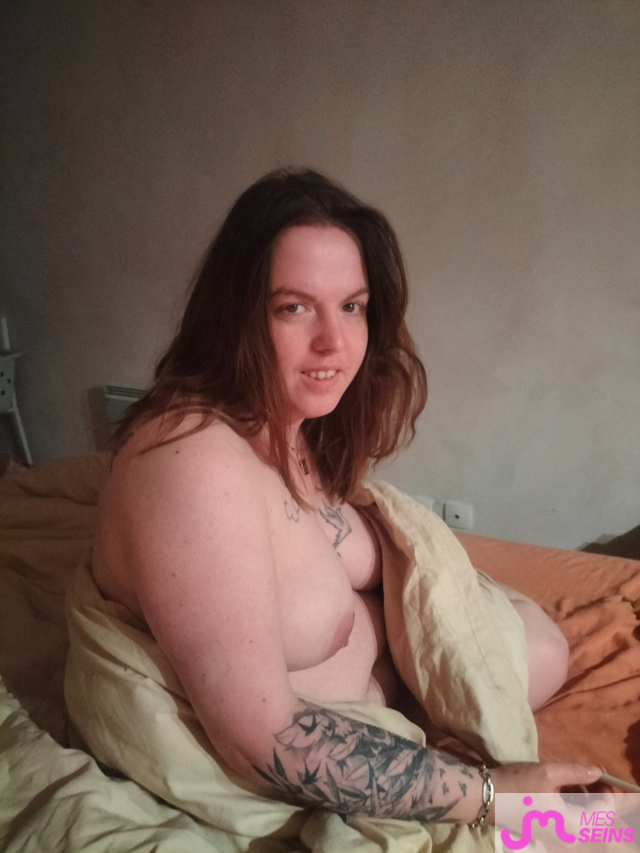 Les tr&egrave;s gros seins de Om72