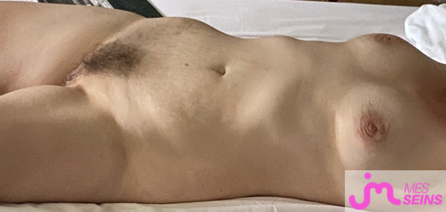 Les seins moyens de Bi86