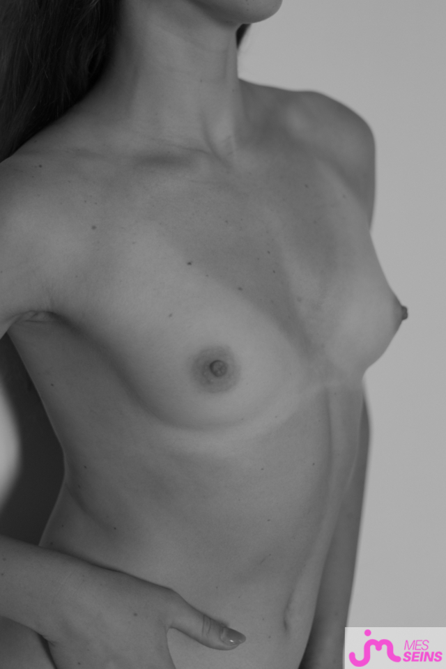 Les seins moyens de monsieurXX