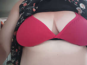 Photos de seins : Coucou 