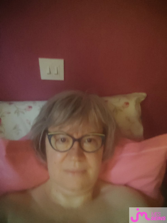 Photos de seins : encore un matin 