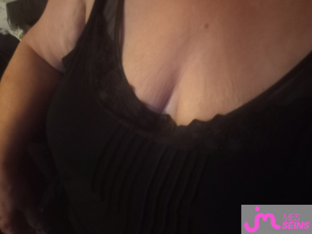 Les tr&egrave;s gros seins de palante57
