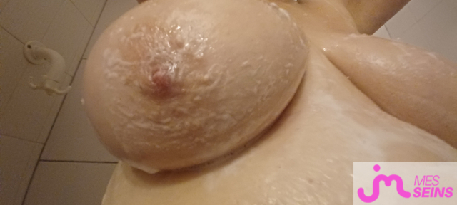 Les tr&egrave;s gros seins de jossedrome26