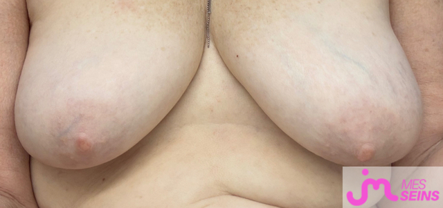 Les tr&egrave;s gros seins de Mau6950