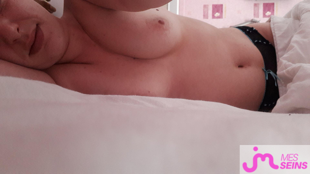 Les seins moyens de Totodu21