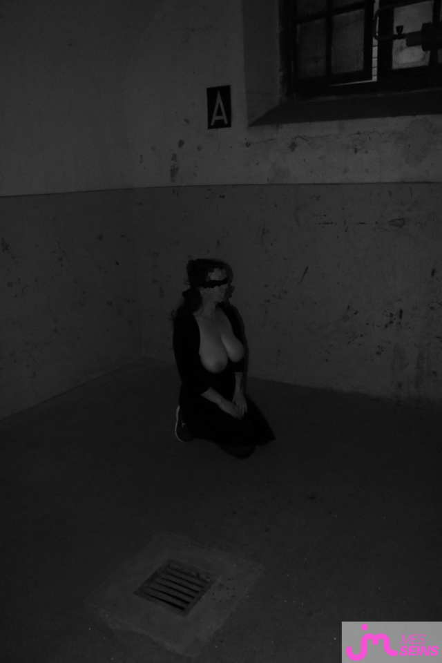 Les tr&egrave;s gros seins de marie68